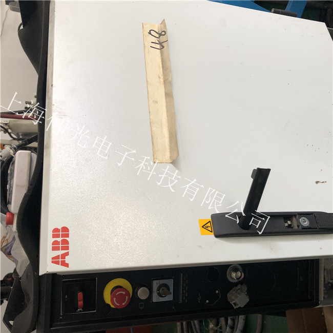 ABB機(jī)器人控制器死機(jī)故障分析簡介