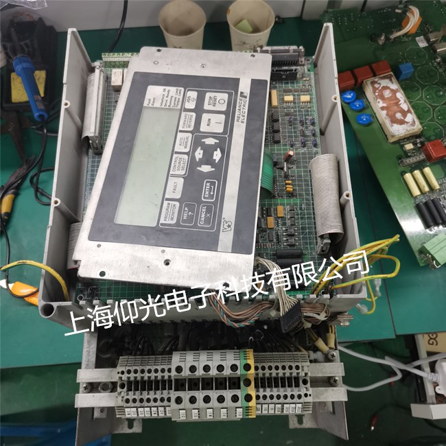 瑞恩變頻器維修FP3000-S6R-60-AN-FC模塊損壞 報錯故障維修