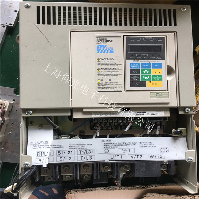 歐姆龍變頻器3G3JZ-A2022上電沒(méi)反應(yīng)維修