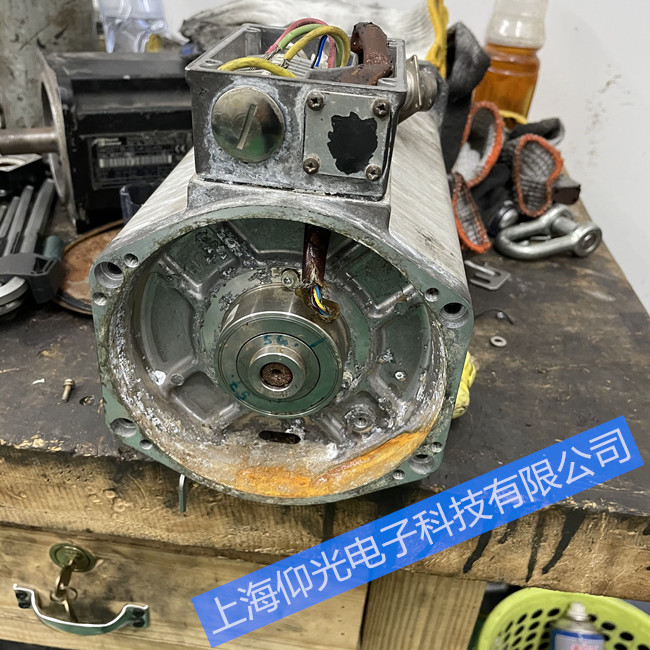 上海加工中心主軸電機(jī)維修常見故障及分析