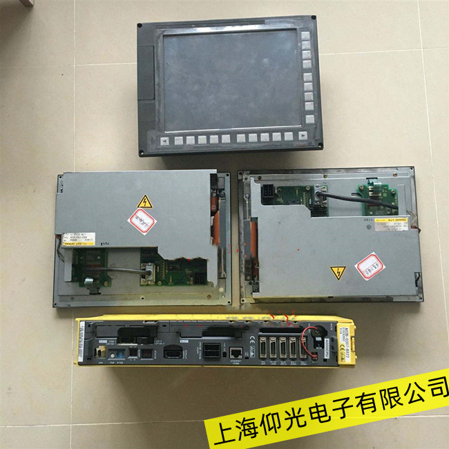 FANUC發(fā)那科工控機(jī)A02B-0285-B500黑屏無顯示故障維修可以上機(jī)測試