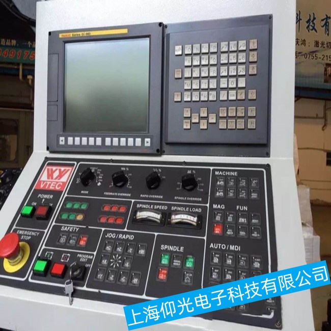 天津發(fā)那科觸摸屏A02B-0259-C212出現(xiàn)白屏死機(jī)故障維修哪家專(zhuān)業(yè)