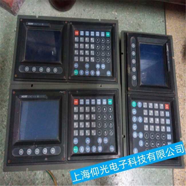 江蘇海德漢數(shù)控系統(tǒng)TNC124出現(xiàn)有背光但無字符故障維修生產(chǎn)廠家