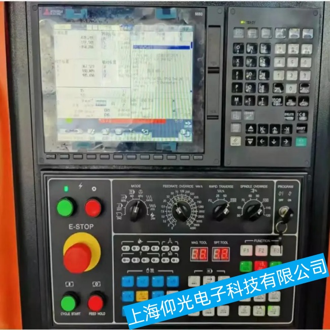浙江三菱數(shù)控系統(tǒng)M700V上電后顯示花屏故障維修服務(wù)中心維修方便客戶
