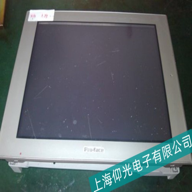 服務(wù)業(yè)普洛菲斯觸摸屏GP2300-SG41-24V因進(jìn)水導(dǎo)致黑屏故障維修費用