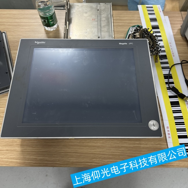 廣東施耐德觸摸屏XBTF034610無(wú)法進(jìn)入正常的使用界面故障維修干貨分享