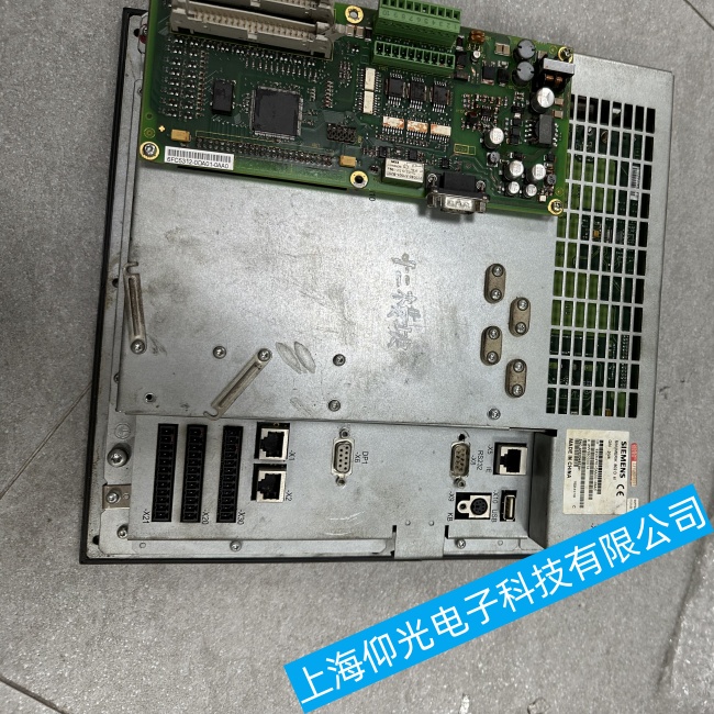 荊州西門子數(shù)控系統(tǒng)SINUMERIK 802D SL無法正常進(jìn)入操作系統(tǒng)故障維修聯(lián)系方式